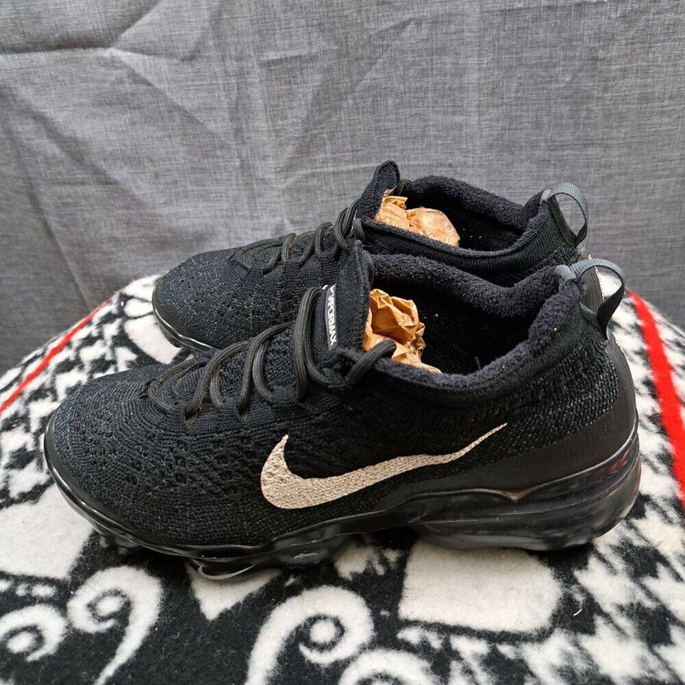 %Nike Air Vapor Max Flyknit Women’s Size 9.5 / dv6840-002 A4